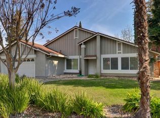 9993 Meadowtree Ct, Elk Grove, CA 95624