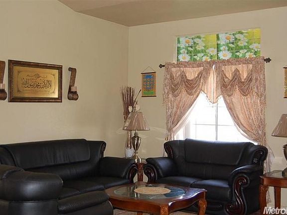 3rd image of 2402 Brandywine Ct