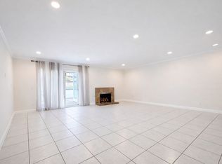 13796 Marchant Ave, Sylmar, CA 91342