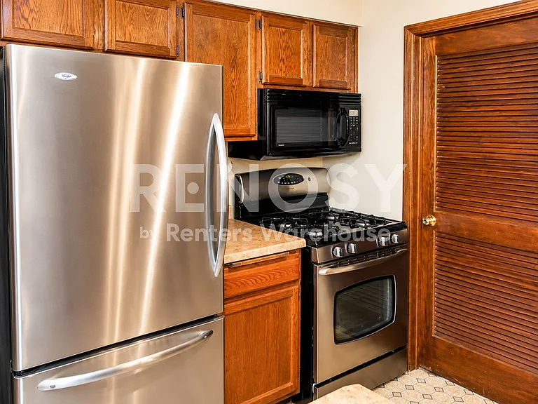 4670 Jackstone Point — Photo 6