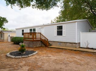 230 Brianna Ct, Von Ormy, TX 78073