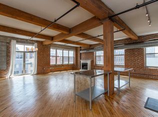 1220 Buttonwood St APT 401, Philadelphia, PA 19123