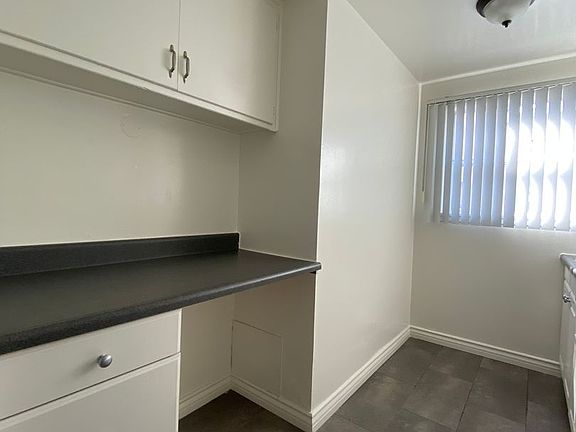 4th image of 3729 Dunn Dr APT 6