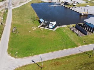 106 Blue Heron Ln, Pt Sulphur, LA 70083