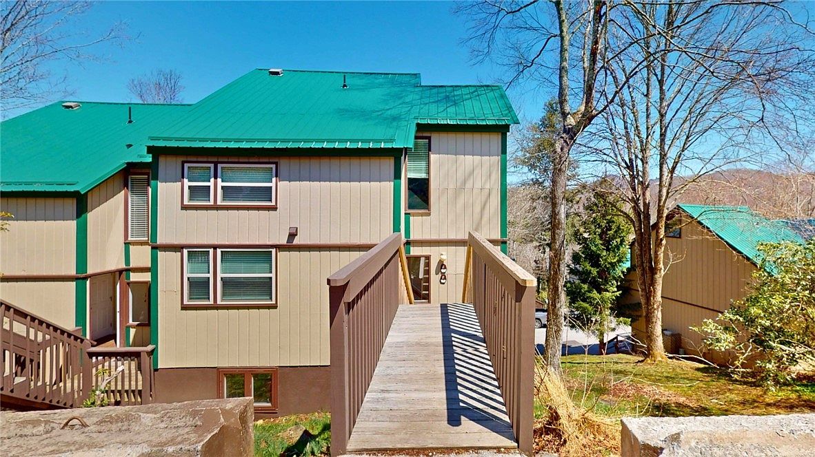 1443 Sugar Mountain Drive #F32