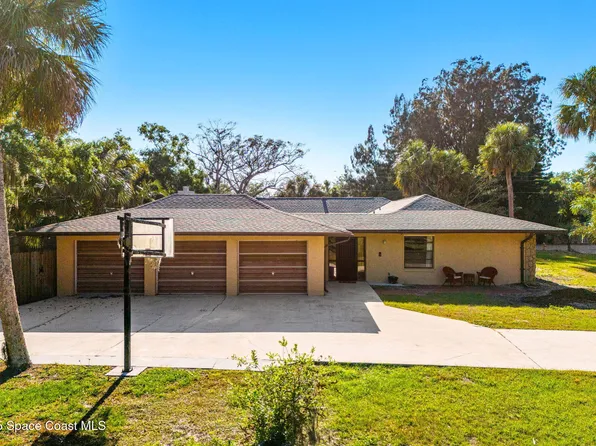 1475 S Oaks Dr, Merritt Island, FL 32952