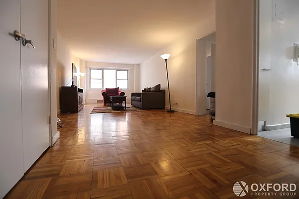 Rented by Oxford Property Group | media 12