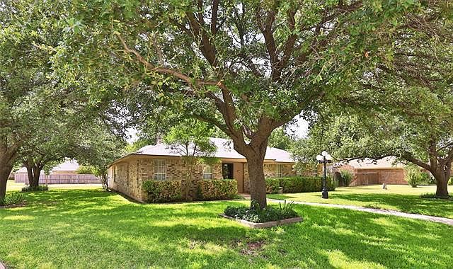 1st image of 2518 Christopher Dr