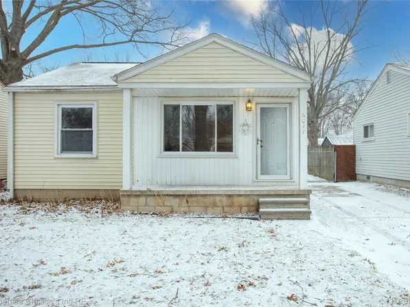 6027 Wilmer St, Westland, MI 48185