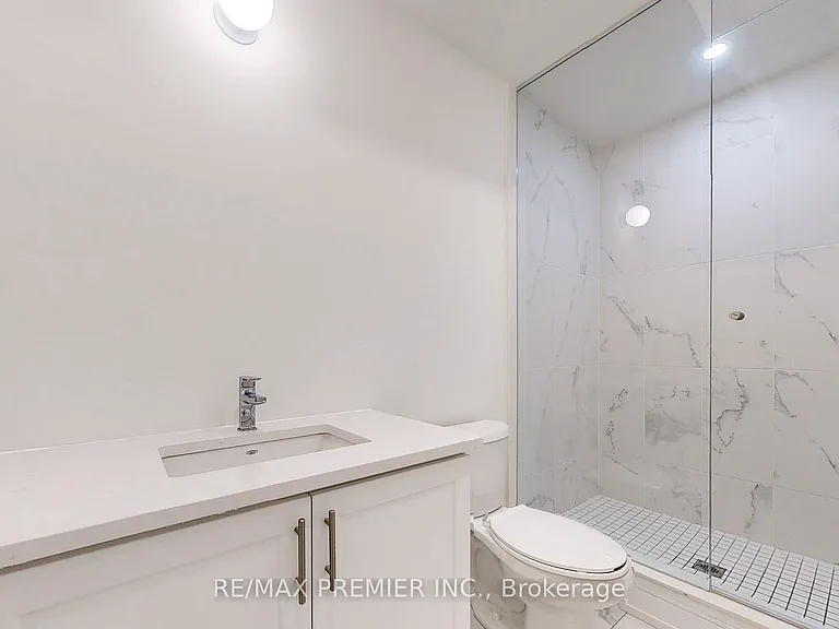 208 McRoberts Ave — Photo 26