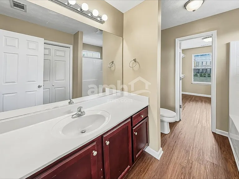 103 Porter Ct — Photo 13