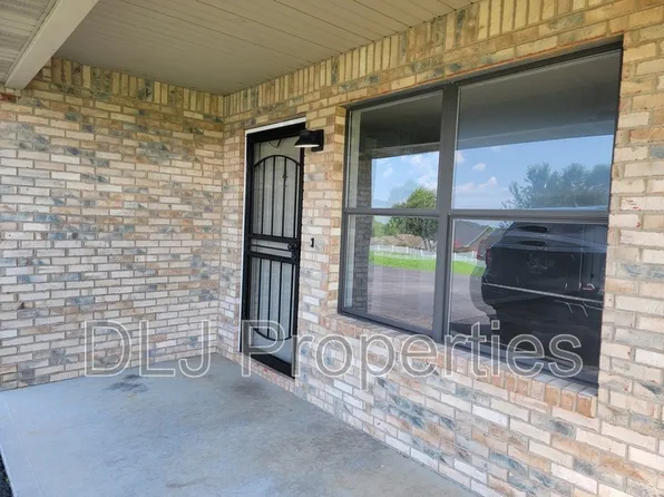 2149 McCleary Rd APT 4, Sevierville, TN 37876