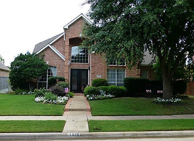 1st image of 1326 Barrington Dr