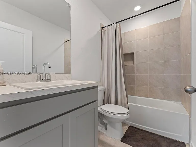 336 NW 8th Ct — Photo 27