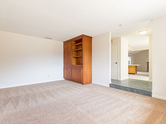 5th image of 8241 Coast Oak Way