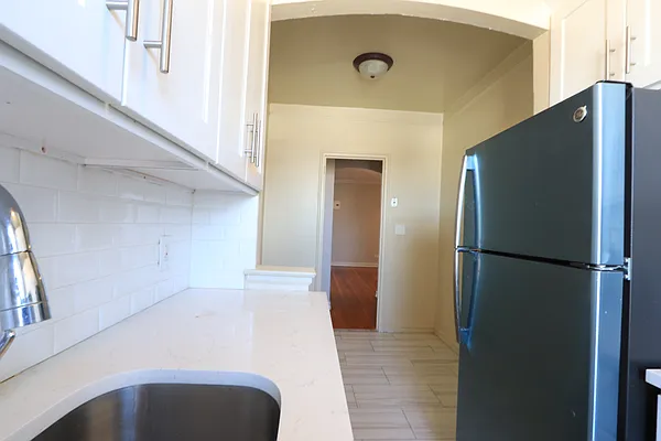 Rented by Douglas Elliman | media 8