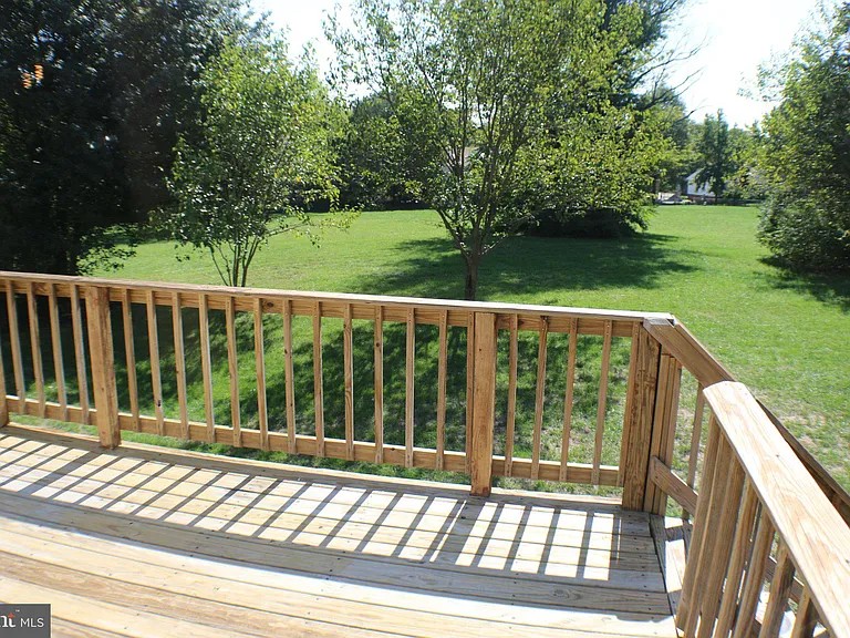 5077 Macnamara Dr — Photo 5
