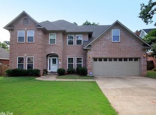 4 Chatel Dr, Little Rock, AR 72223
