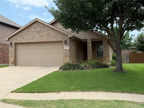 2625 Bretton Wood Dr, Fort Worth, TX 76244
