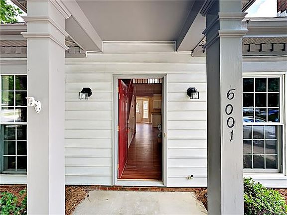 2nd image of 6001 Bayswater Ln