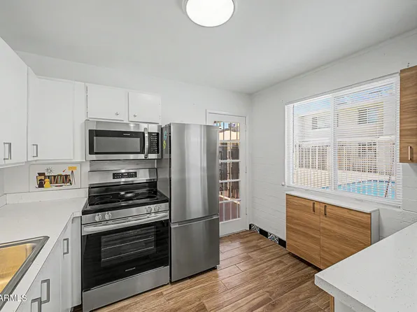 2633 W Rose Lane #B114, Phoenix, AZ 85017