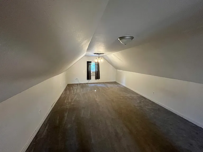 1005 Summer St — Photo 18