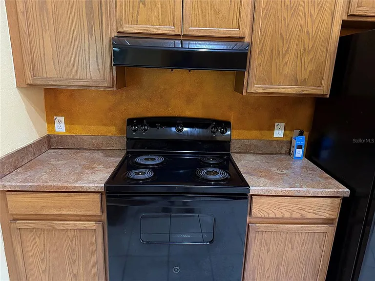 1754 Altavista Cir — Photo 15