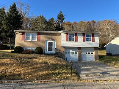 200 ELM CREST DRIVE, Wheeling, WV, 26003