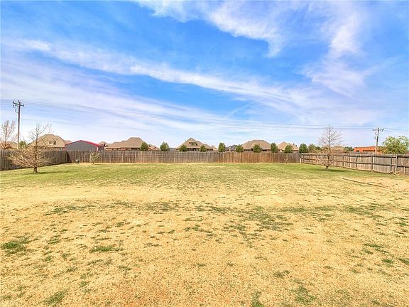5th image of 2231 Silver Crossings Cir