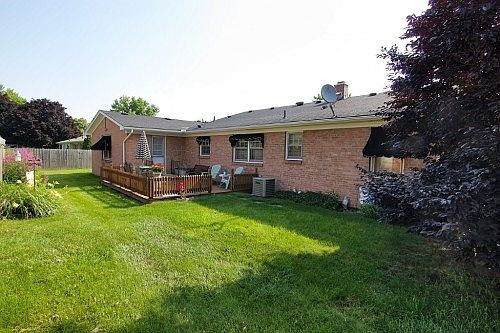 4th image of 449 Worcester Dr NE