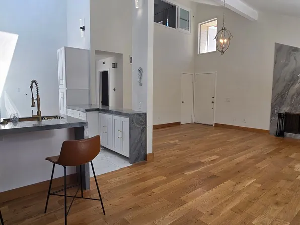 6763 Camino Del Prado, Carlsbad, CA 92011