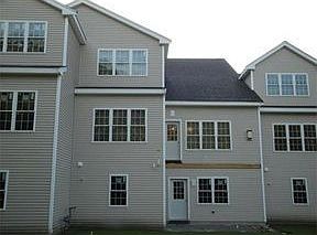 2nd image of 3 Pine Ridge Dr