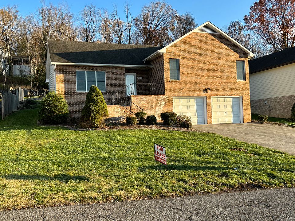 1st image of 3540 Crestwood Dr