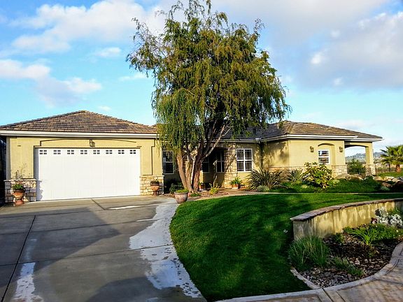 Entry to garage and home.