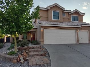 10401 Chaparro Dr NW, Albuquerque, NM 87114