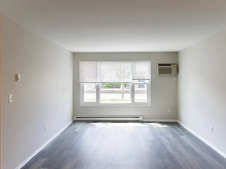 12811 W Hampton Ave #202 — Photo 3