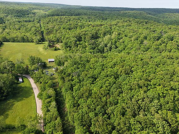 4th image of 29687 Proctor Rd