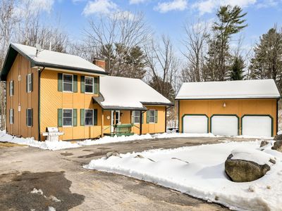 153 Meadow Road, Raymond, ME, 04071