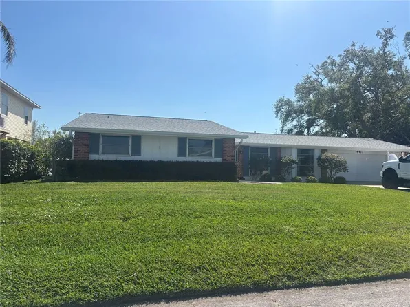 4411 Dolphin Ln, Palmetto, FL 34221