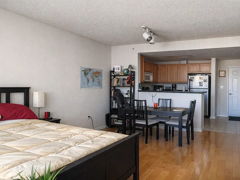 2726 Gallows Rd #802 — Photo 3