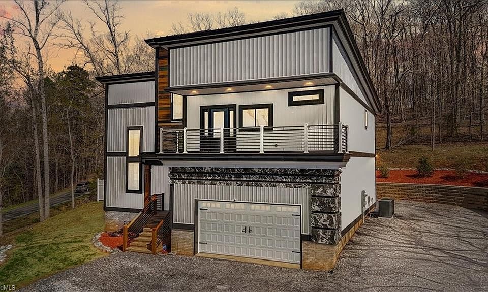 1st image of 148 Three B Rd