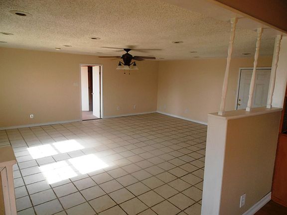 5th image of 4001 N Farm Road 1490