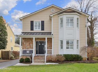 105 Black Point Rd, Rumson, NJ 07760