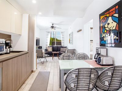 (Undisclosed Address), Miami Beach, FL, 33139