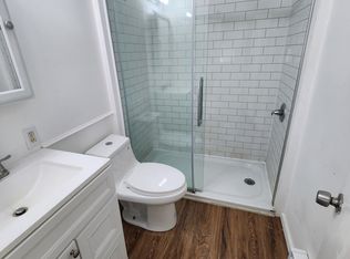 34 Blake St #5, Lewiston, ME 04240