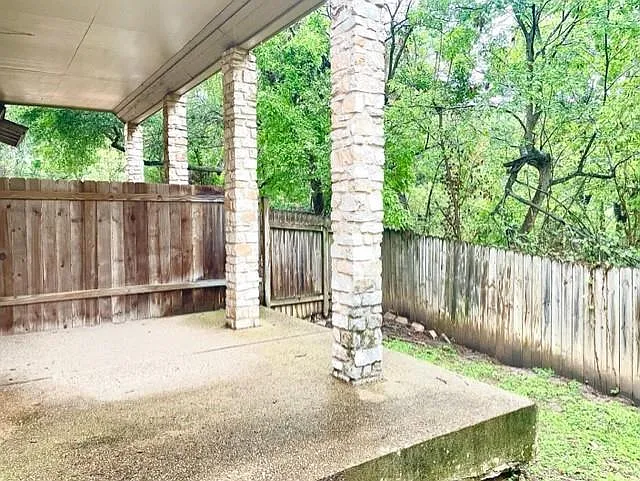6407 Shadow Valley Dr #B — Photo 12