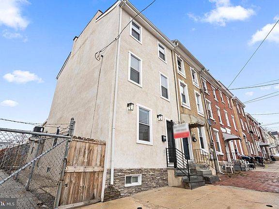 2nd image of 333 E Penn St