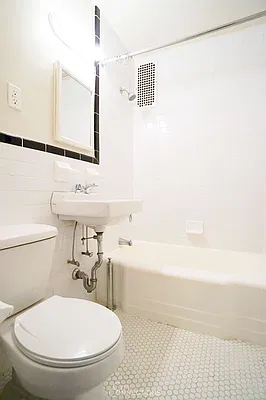 Rented by City Connections Realty | media 25