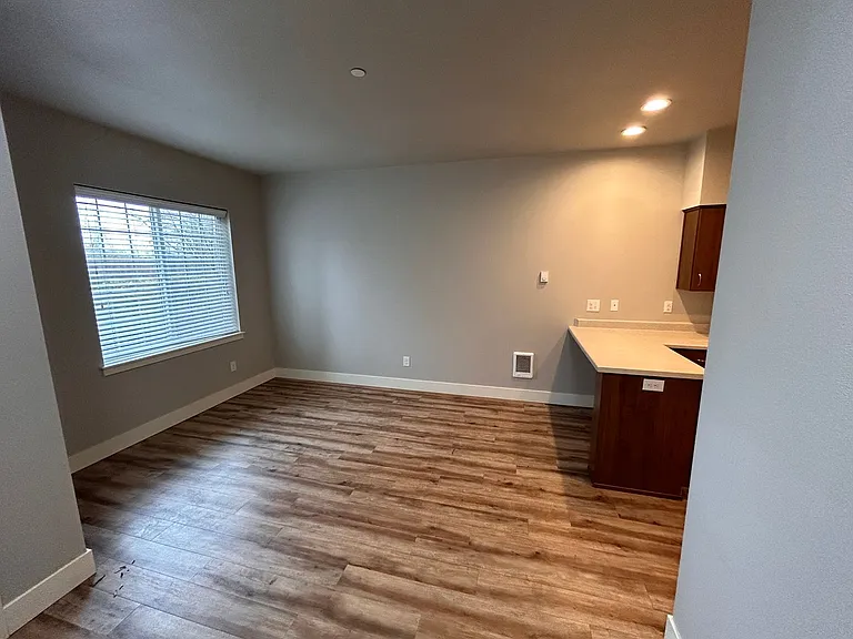 30625 SW Willamette Way E — Photo 23