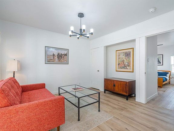 3rd image of 1635 3/4 Morton Ave